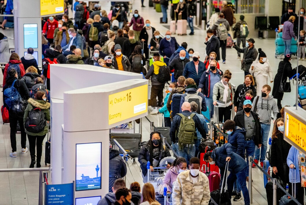 Många länder ställde in sina flyg till Sydafrika.