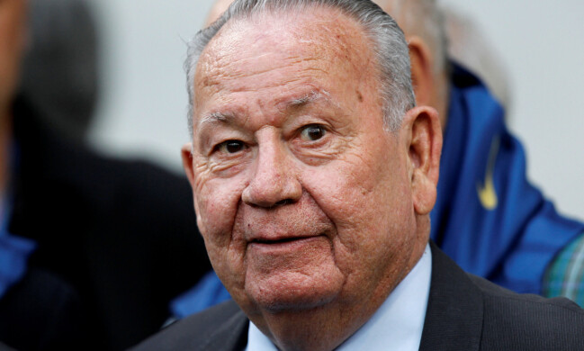 Just Fontaine gjorde 122 mål på 131 matcher för Reims. Just Fontaine gjorde 122 mål på 131 matcher för Reims.