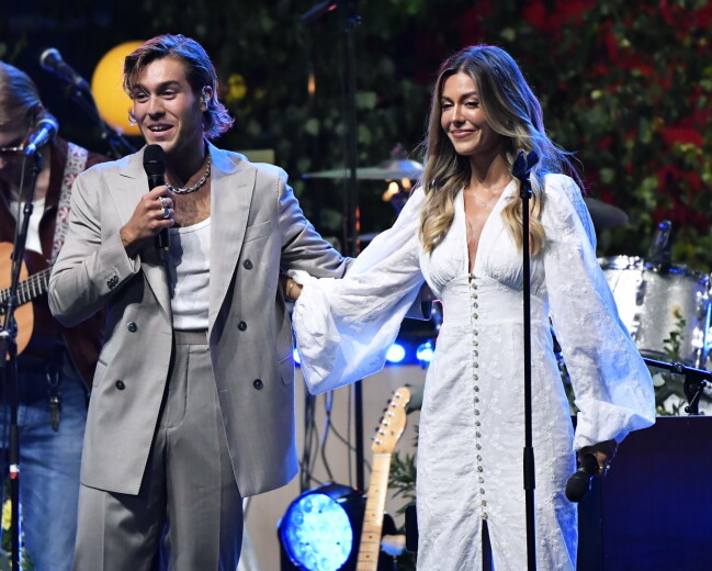 Benjamin Ingrosso och Bianca Ingrosso när de uppträde under Allsångsscenen är din på Skansen i Stockholm förra året. Bianca och benjamin