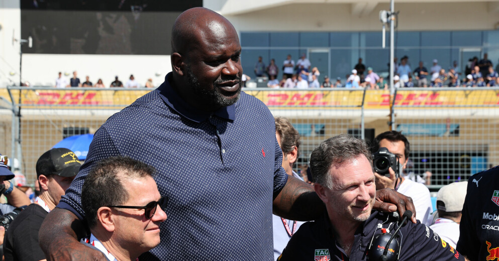 "Shaq" är 2,16 m lång och väger 147 kg, vilket gör honom till NBA:s tyngsta spelare någonsin. shqauile o'neill