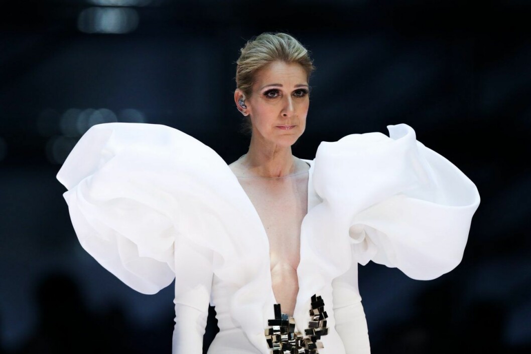 Céline Dions fans oroar sig för stjärnans välmående. Céline Dions fans oroar sig för stjärnans välmående.