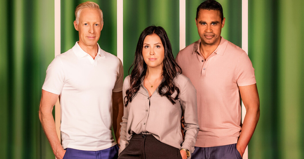 André Pops, Therese Strömberg och Daniel Nannskog spelar till vardags in <span class=" italic" data-lab-italic_desktop="italic">Fotbollsstudion</span>, när den allsvenska säsongen rullar på. André Pops, Therese Strömberg och Daniel Nannskog spelar till vardags in Fotbollsstudion, när den allsvenska säsongen rullar på.