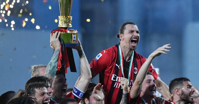 Ibrahimovic och hans AC Milan fick fira ligatiteln i maj. Det var hans andra Serie A-triumf med klubben, tio år efter första guldet.