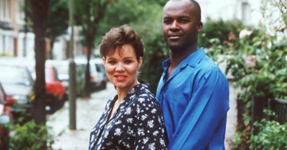 Mandy Allwood och Paul Hudson blev kända världen över när de väntade åttlingar för 26 år sedan. Mandy Allwood och Paul Hudson
