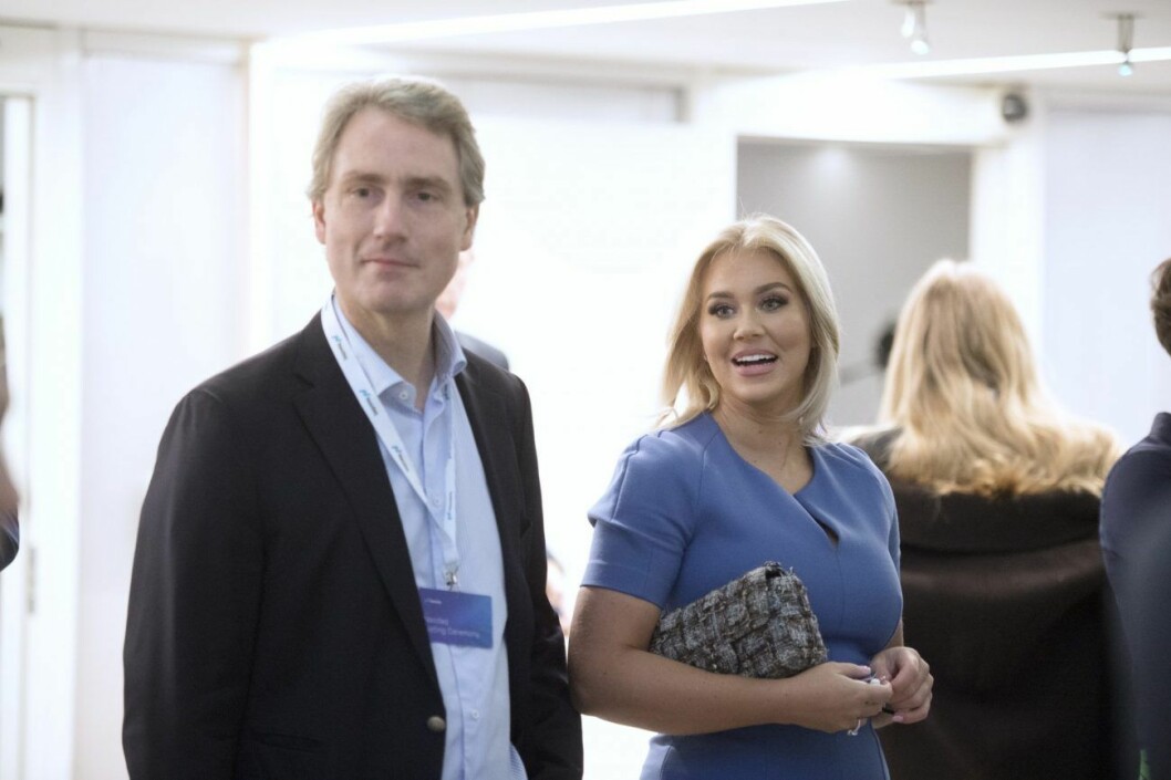 Isabella Löwengrip och fastighetsmiljardären Erik Selin har varit ett par sedan några månader. Isabella Löwengrip och Erik Selin