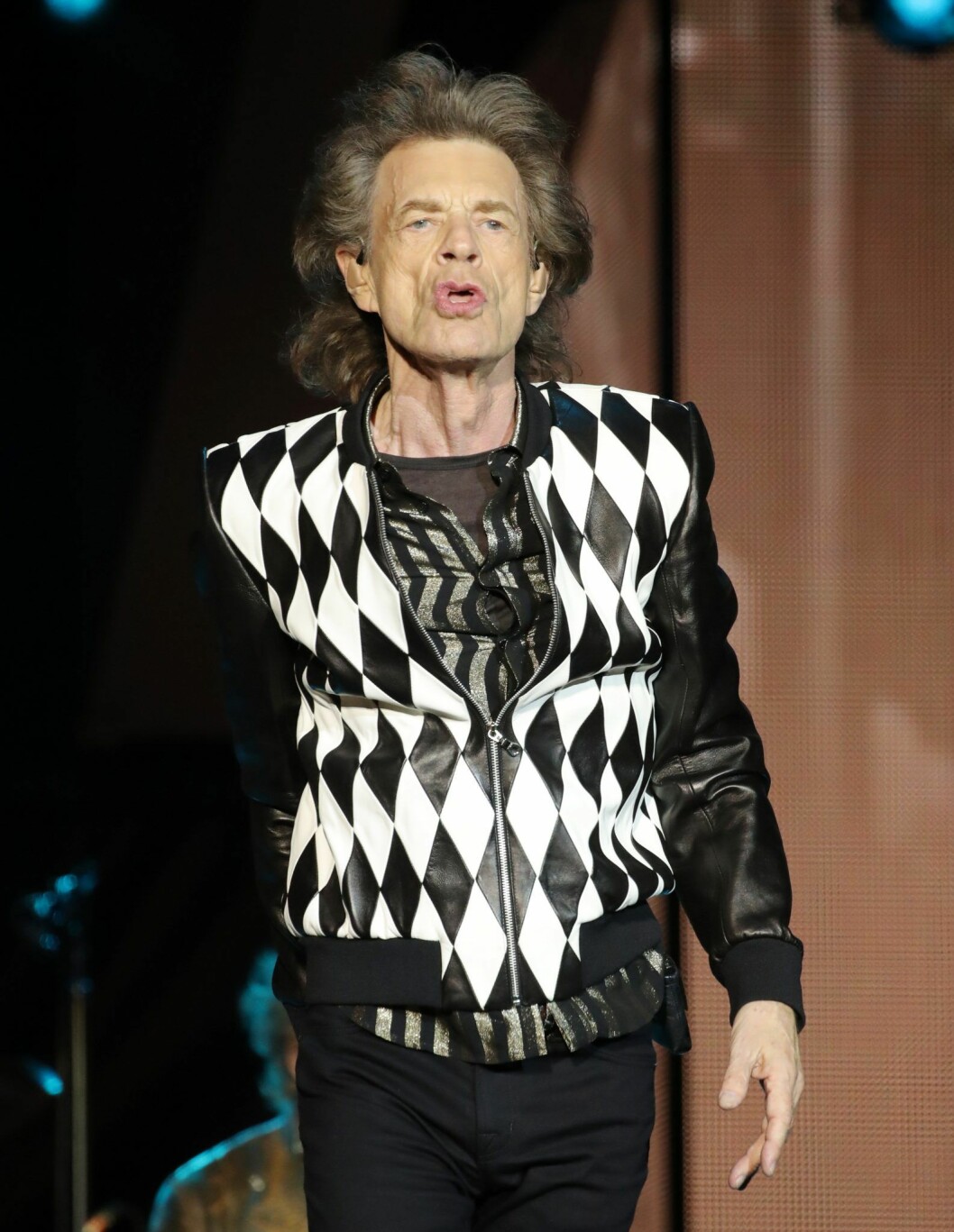 Mick Jagger är tillbaka på scenen efter sin hjärtoperation. Mick Jagger Chicago 2019