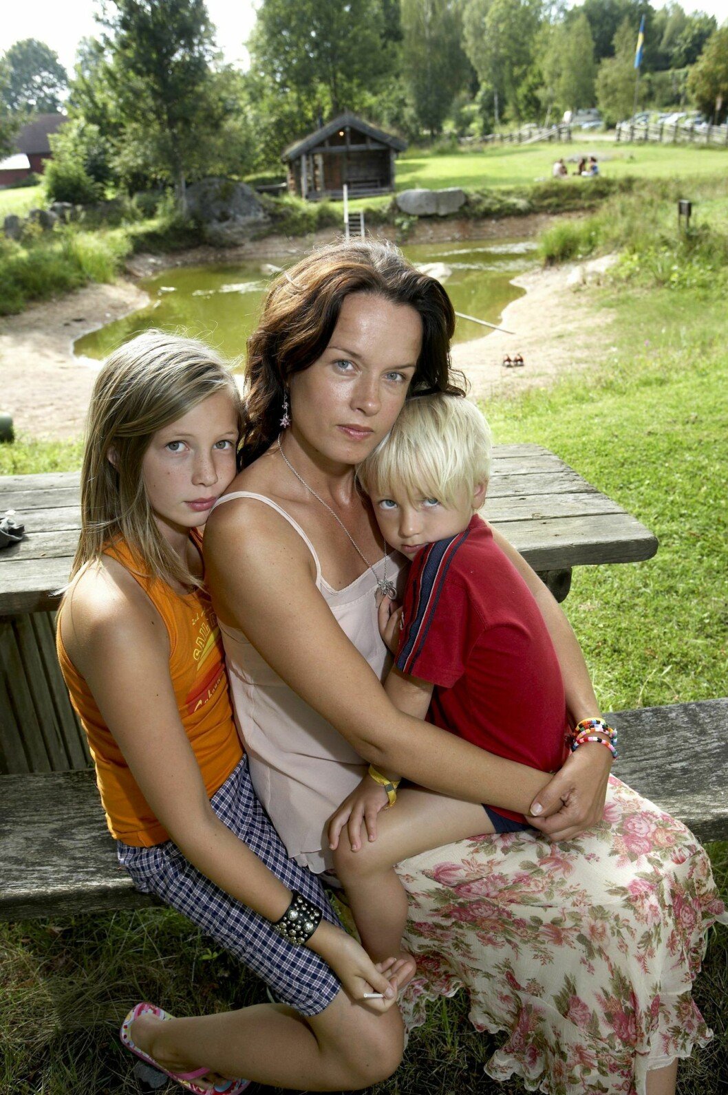 Malin Berghagen med barnen Linn och Isak 2006. Foto: Mats Samuelsson/TT Malin Berghagen med barnen Linn och Isak