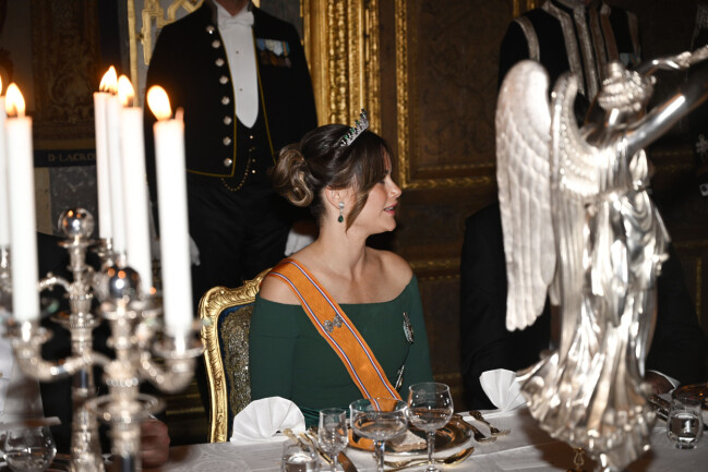 Här gör prinsessan Sofia det förbjudna. Prinsessan Sofia.