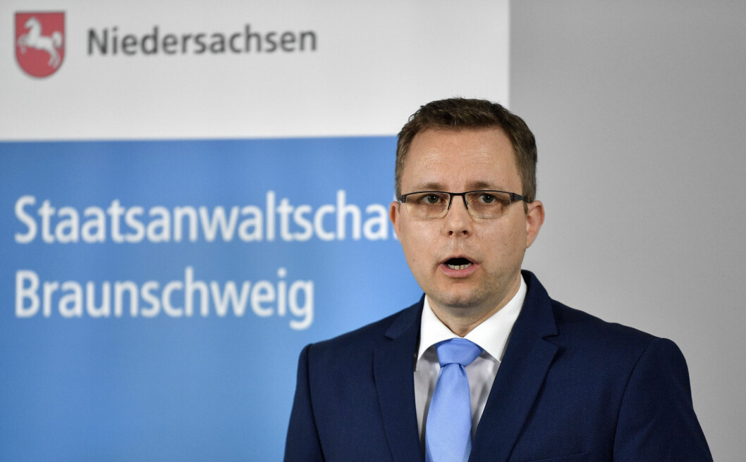 Förste åklagare, Hans Christian Wolter.