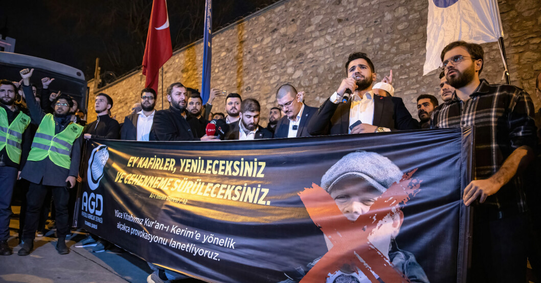 Efter Rasmus Paludans koranbränning utanför den turkiska ambassaden har protester brutit ut på flera platser i världen. Protester mot Rasmus Paludan.