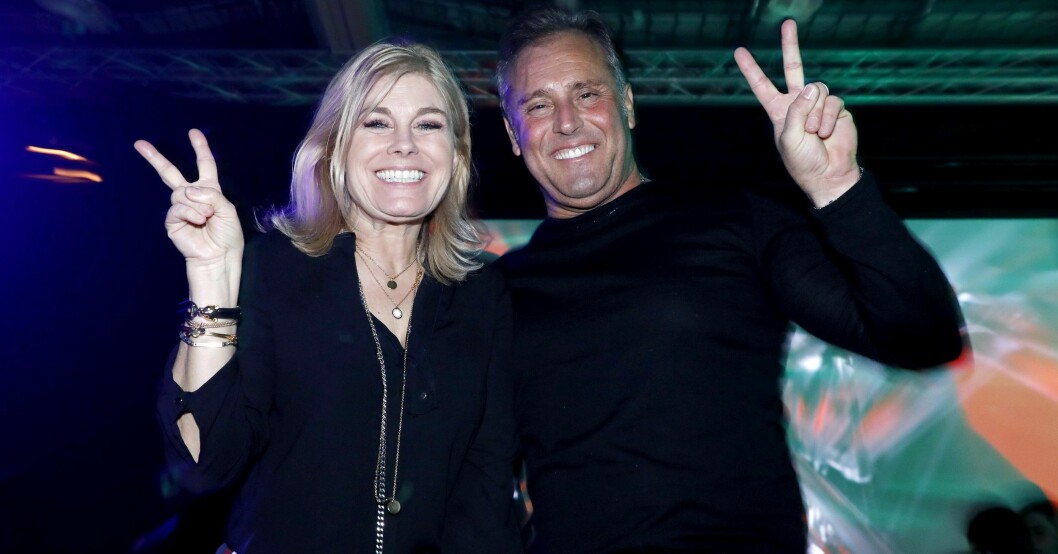 Pernilla Wahlgren och Emilio Ingrosso på finalen av Melodifestivalen 2018.