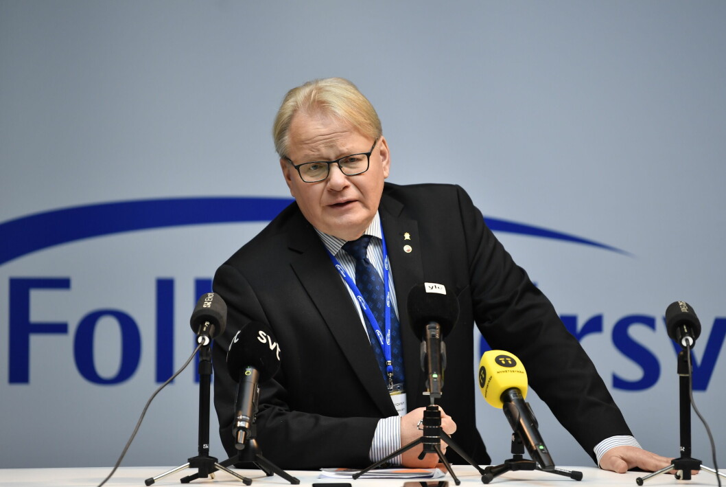 Försvarsminister Peter Hultqvist är kritisk mot Säpo.