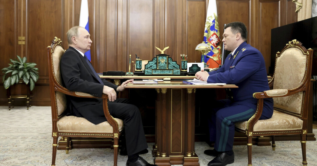 Vladimir Putin i möte med Igor Krasnov, Rysslands riksåklagare.