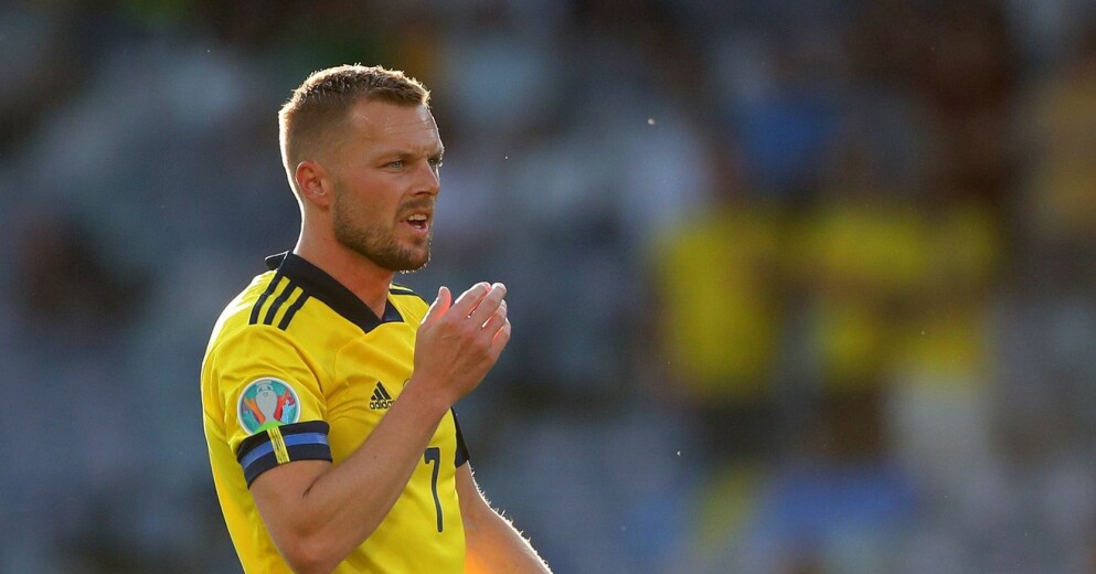 Sebastian Larsson hade sedan barnsben lovat sig själv att aldrig lämna landslaget. Nu har han tagit beslutet som han i alla år lovat sig själv att aldrig ta. ”Här sitter man nu”, säger stjärnan insiktsfullt. Sebastian Larsson