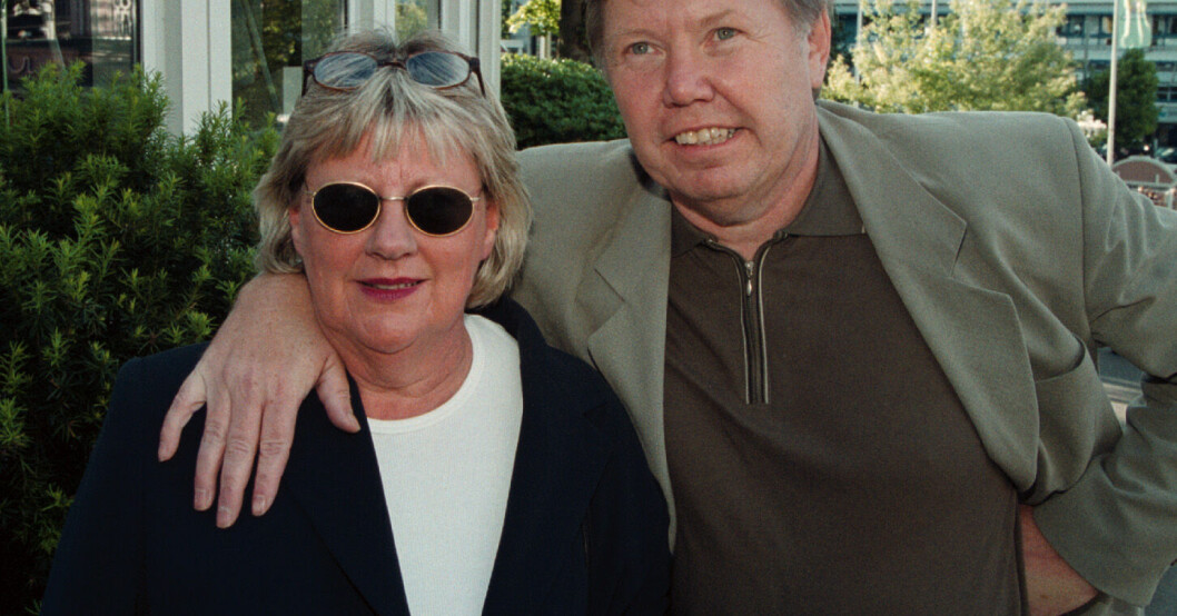 Bert Karlsson med hustrun Britt-Marie Karlsson från 1999.