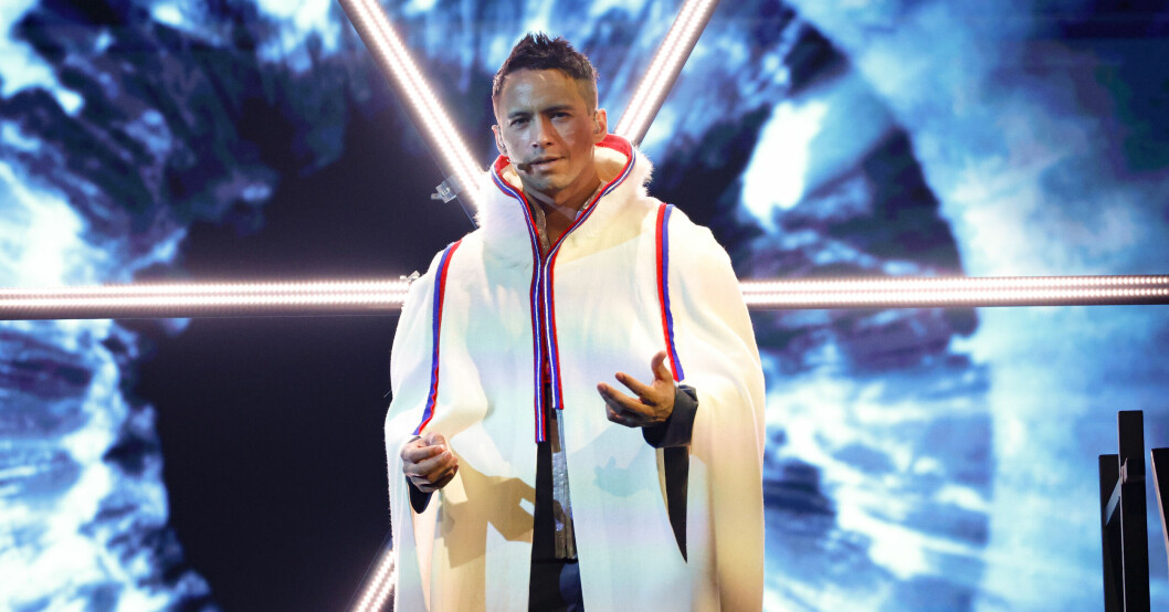 Jon Henrik Fjällgren uppträde med låten "Where you are (Sávezan)" tillsammans med Arc North och Adam Woods. Bidraget tog sig direkt vidare till final!