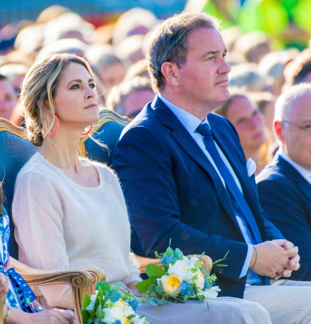 Prinsessan Madeleine och Chris O´Neill under kronprinsessan Victorias födelsedagsfirande. Prinsessan Madeleine och Chris O´Neill under kronprinsessan Victorias födelsedagsfirande.