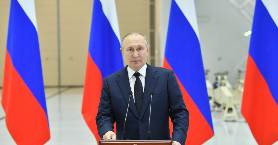 Hur mår egentligen Vladimir Putin? Efter nya bilder på Rysslands president ifrågasätts hans hälsa nu kraftigt. Vladimir Putin