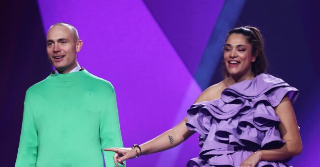 Farah med kollegan Jesper i Melodifestivalen.