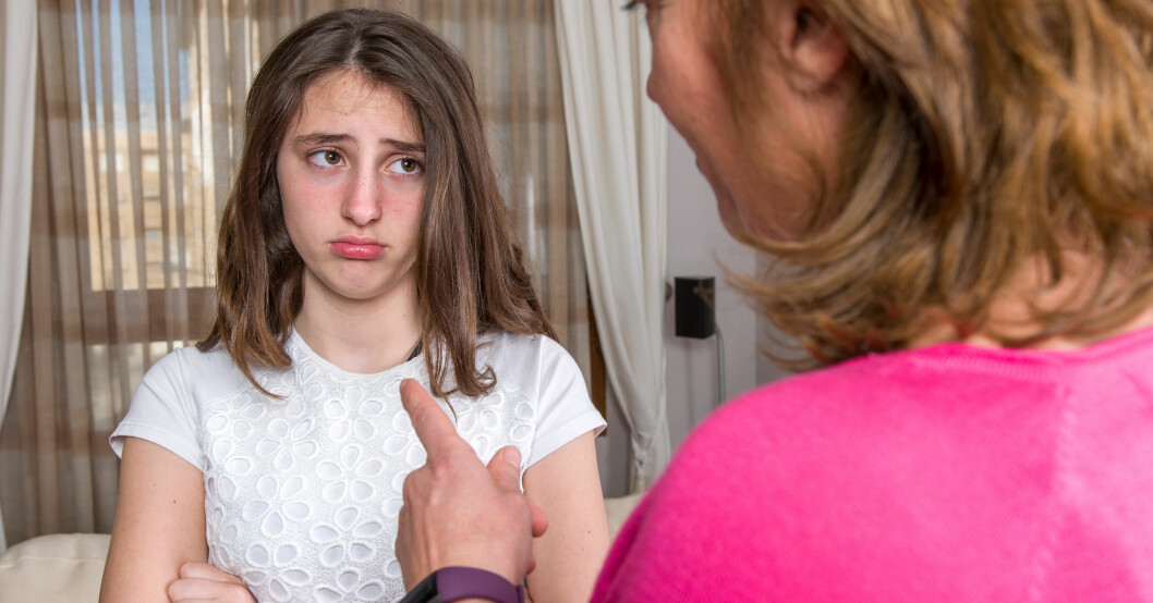 (Genrebild) En mamma har erkänt att hon tvingat sin dotter betala cirka 600 kronor i veckan för att få bo kvar hemma. Dottern ställer sig oförstående till kravet, till och med kritisk, och anklagar morsan för att vara den sämsta i världen. Världens sämsta mamma