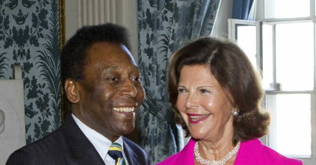 Pelé träffade Drottning Silvia i samband med en match mellan Sverige–Brasilien 2012.