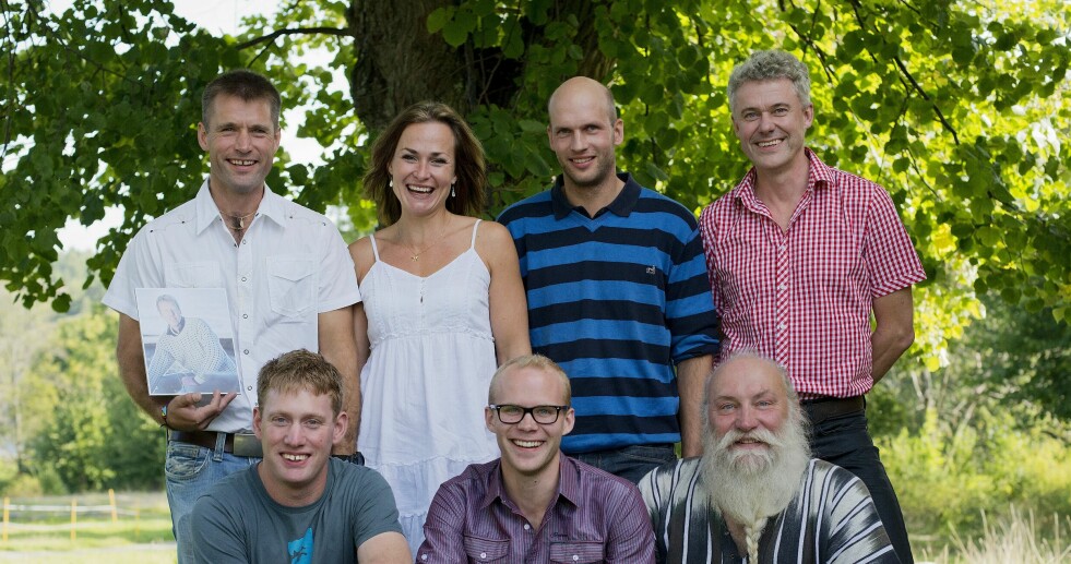 Deltagarna i säsong 7 av Bonde söker fru. Alla deltagare i säsong 7 av Bonde söker fru 2012. Klas Karlsson, Sven-Arne Eriksson, Bengt Erlingsson, Johan Wadborg, Robert Johansson och Gunnar Pettersson.