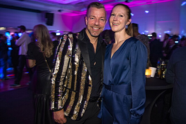 Casper Janebrink med nya flickvännen Therese Andersson på efterfesten efter deltävling 1 i Melodifestivalen 2023 i Göteborg