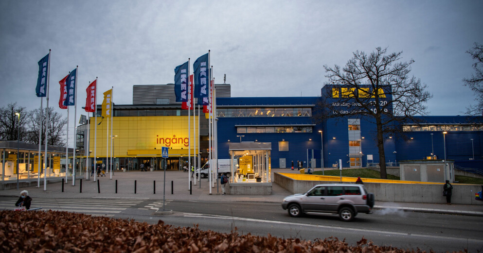 <strong>Nu höjer Ikea priserna med 9 procent.</strong> Ikeas varuhus i Kungens kurva i Stockholm.