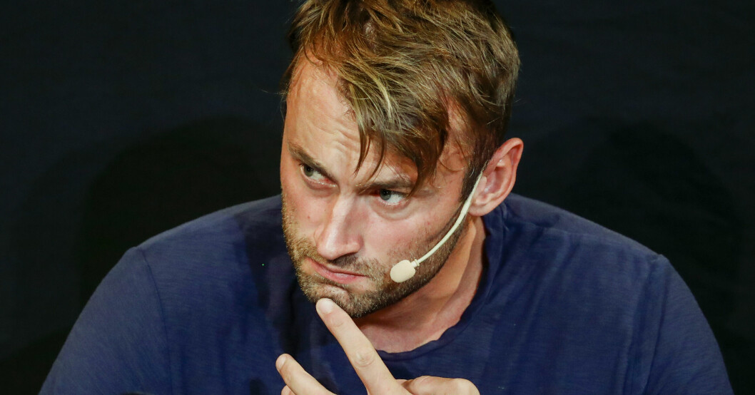 Norska tv-kanalen TV2:s nya skidexpert Petter Northug tror inte Ebba Andersson har någon chans mot ledande ryskan Natalja Neprjajeva. Petter Northug