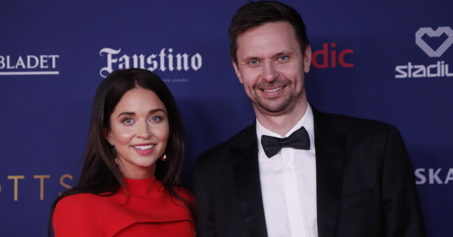 Jenni Söderling (f.d. Moström) tillsammans med maken Robin Söderling. Jenni Söderling (f.d. Moström) och Robin Söderling.