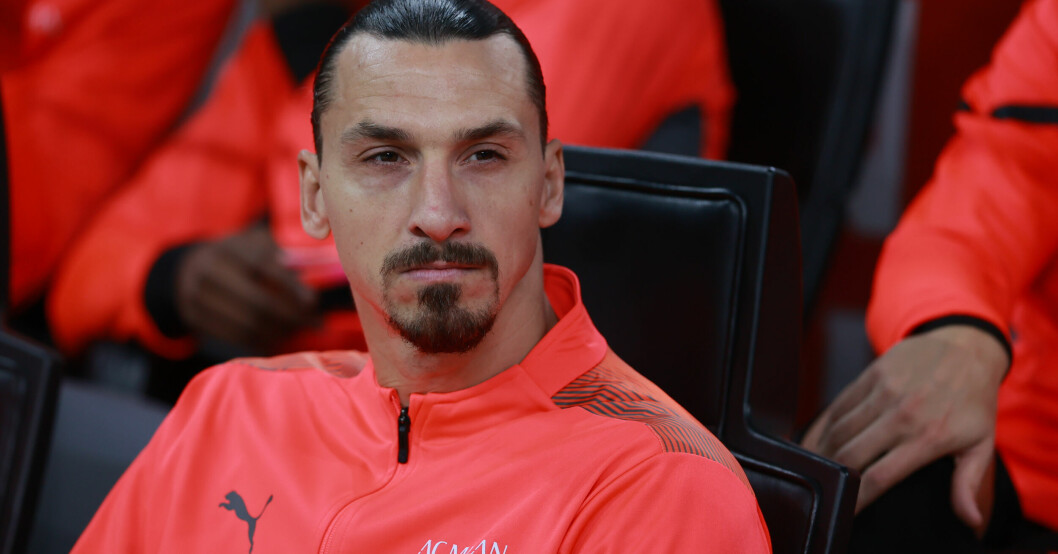 Zlatan Ibrahimovic byttes in i matchen mot Porto efter drygt en timmes spel. Zlatan Ibrahimovic