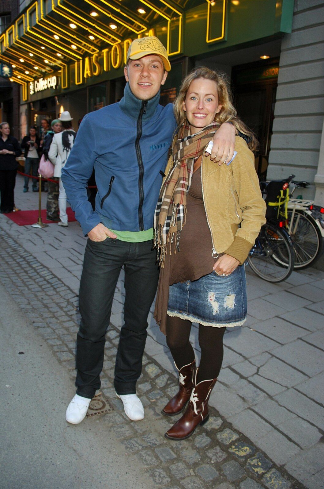 Linus Wahlgren med barnen Linn och Collin, idag 14 och 10 år gamla. Linus Wahlgren och Jessica Wahlgren