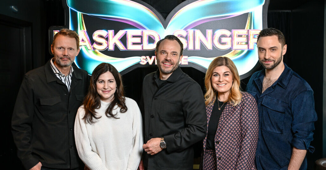 Måns sitter i panelen i Masked singer 2023. Foto: TT Masked Singer-gänget