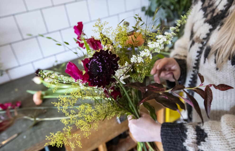 Blommor går alltid hem – kan du inte träffa mamma är blombud ett alternativ. Blommor går alltid hem.