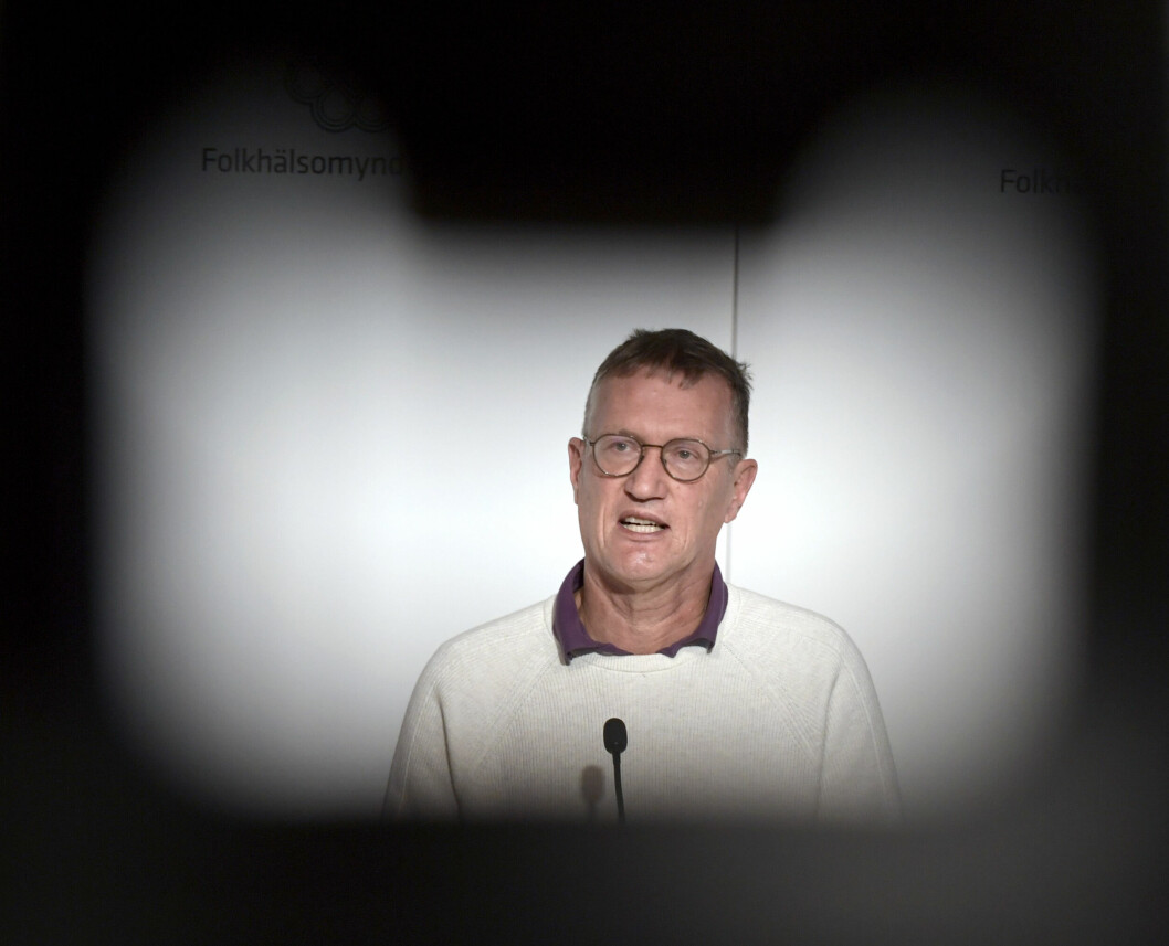 ”Det är en ny variant. Den har mutationer i det här spike-proteinet som många varianter har haft, och det finns en möjlighet att det kan påverka immunitet och även viss spridningsförmåga”, säger Anders Tegnell till TT. Anders Tegnell