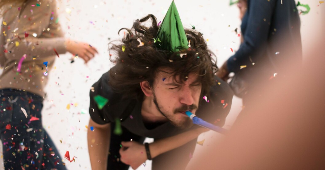 Gillar han att festa med kompisarna mer än vad han tycker om att hänga med dig? Ja, då är det en loser. Partyprisse