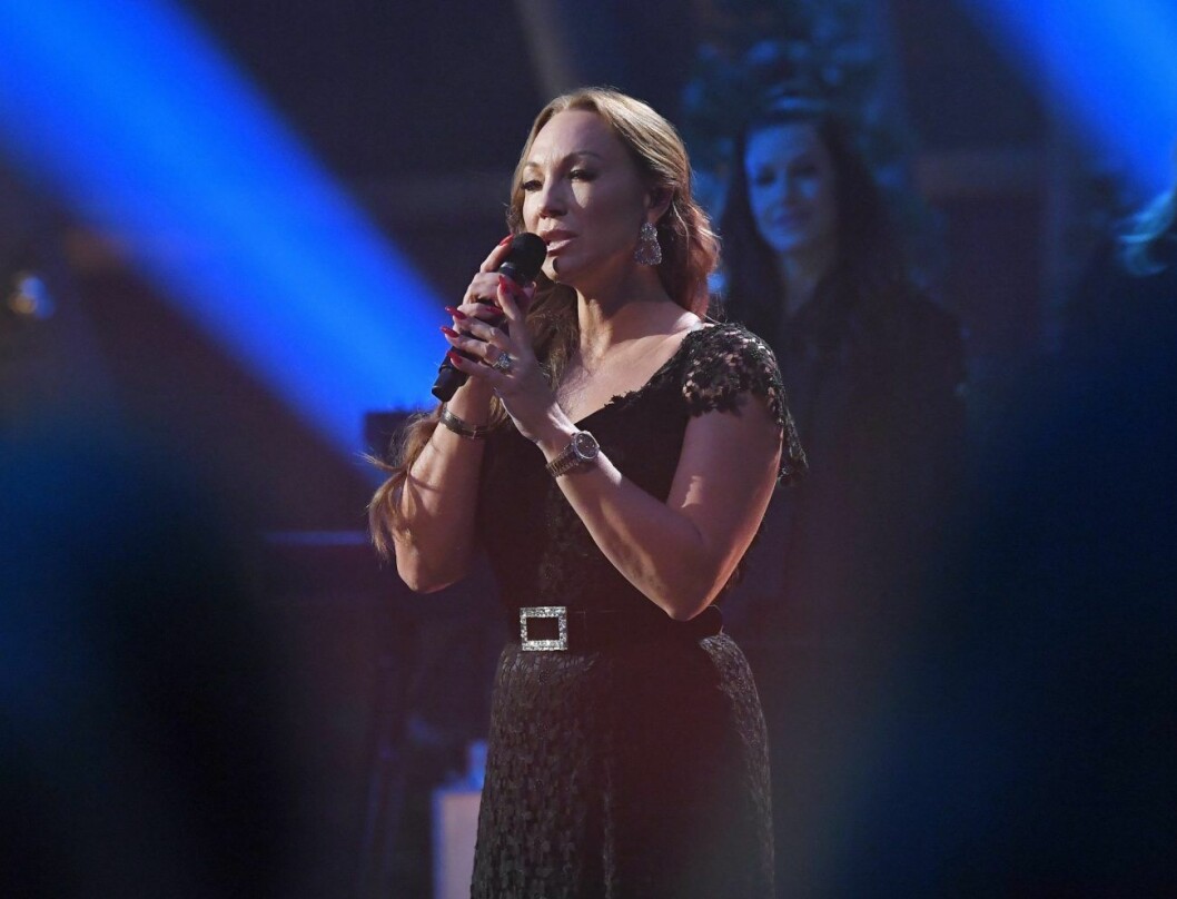 I julas kunde vi se och höra Charlotte Perrelli i Carolas jul. I julas kunde vi se och höra Charlotte Perrelli i Carolas jul.
