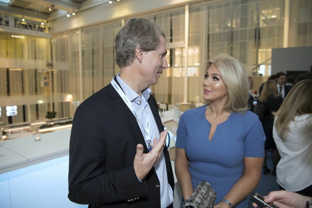 Isabella har hyllat Erik för hans kunnande och stöd under den tuffa hösten hon haft som entreprenör. Erik Selin och Isabella Löwengrip