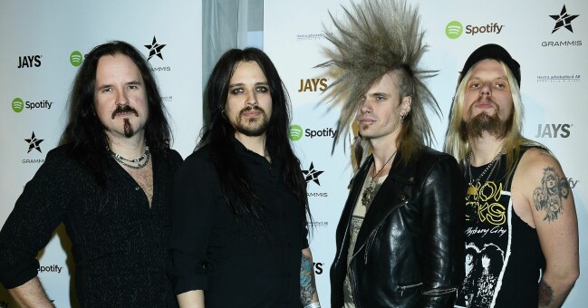 Crashdiet med Simon Cruz, Peter London, Martin Sweet och Eric Young. Crashdiet med Simon Cruz, Peter London, Martin Sweet och Eric Young.