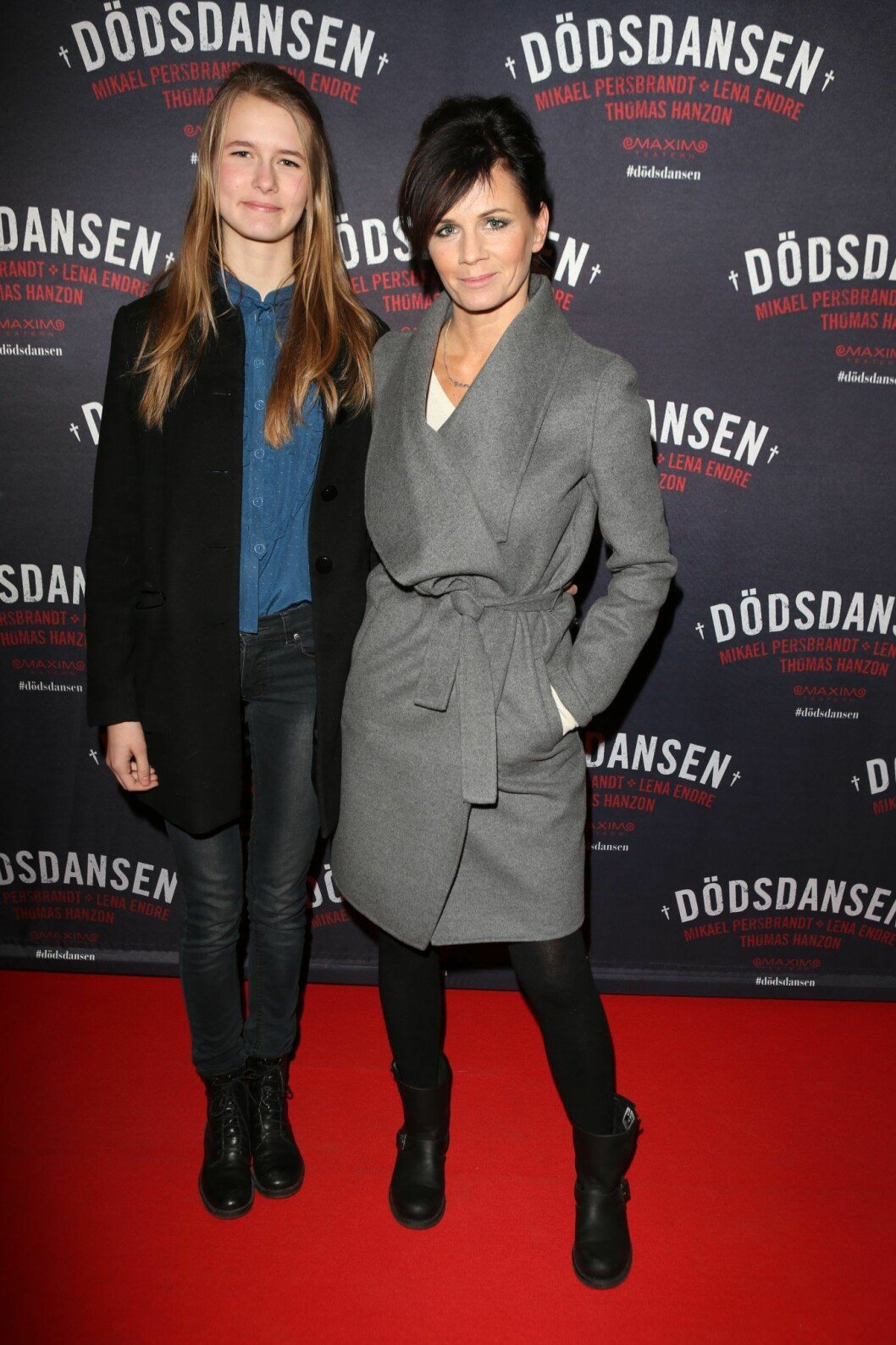 Saga Herngren tillsammans med sin mamma Lena Philipsson. Saga Herngren