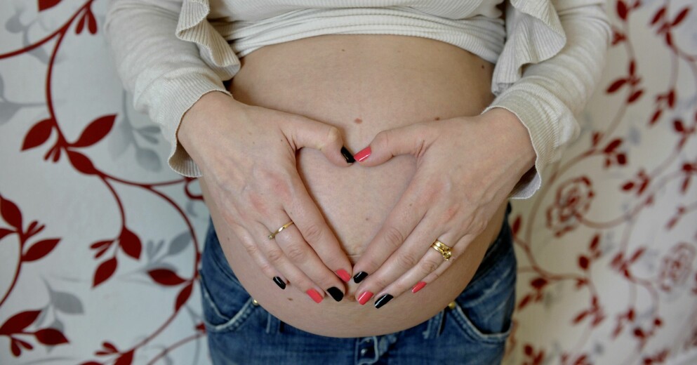 Genrebild. Odalis Martinez, 25, blev gravid redan när hon var gravid. Nu berättar hon om det osannolika beskedet. Gravidmage