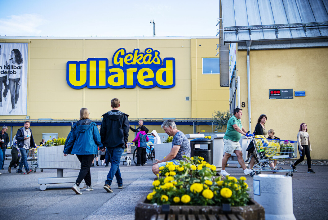 ”Av nästan 800 undersökta produkter var en av tre dyrare i varuhuset än online", säger vd:n på Pricerunner.