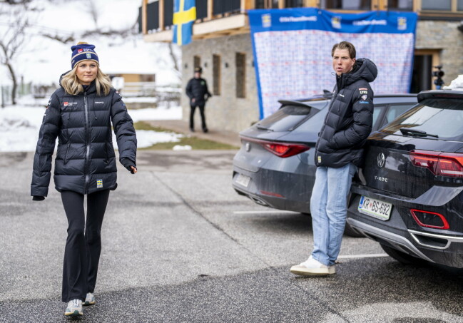 Frida Karlsson och William Poromaa skiljdes som vänner, enligt dem själva. Frida Karlsson och William Poromaa.