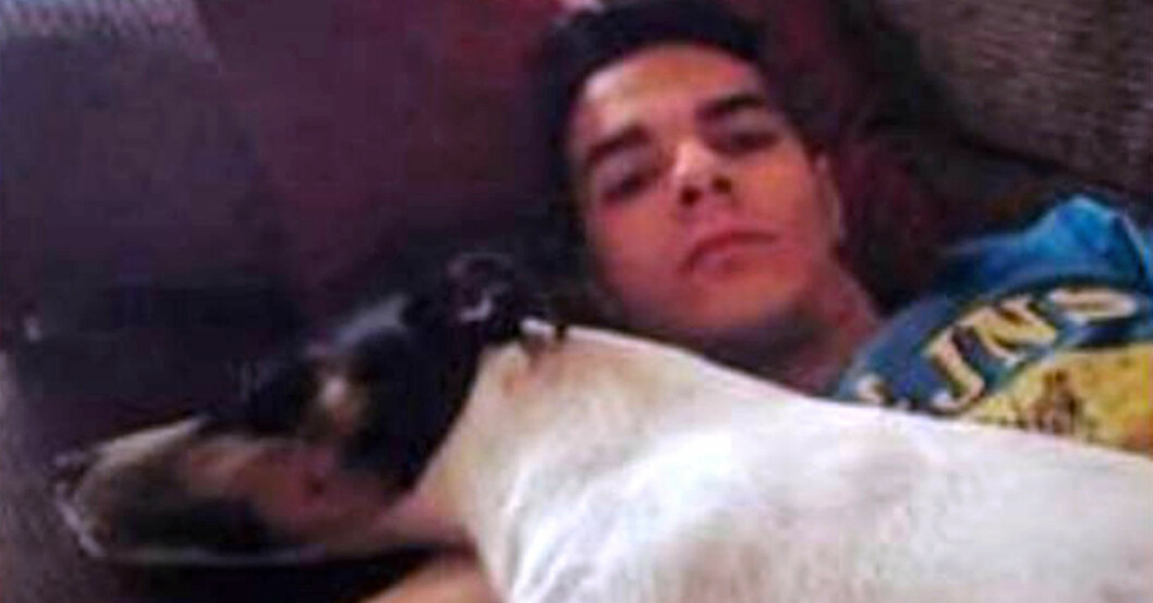 Alberto Sánchez Gómez mördade sin mamma, styckade kroppen och åt sedan kroppsdelarna med sin hund. Alberto Sánchez Gómez och hunden