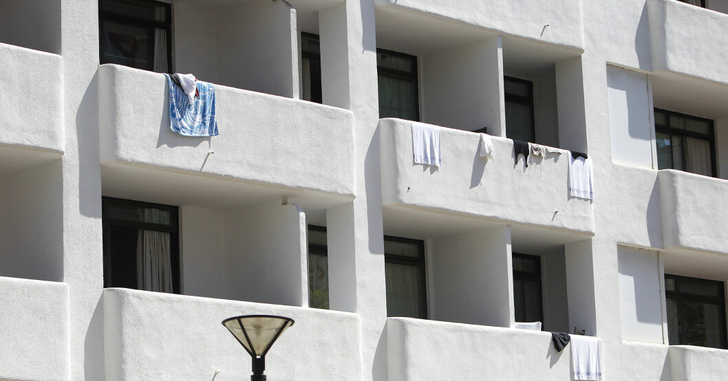 Under coronapandemin har flera människor fått sitta i karantän på Hotel Palma Bellver. Enligt Sophie Buldge är det ingen rolig upplevelse och gästerna fick smuggla in mat från gatan med hjälp av lakanen. Hotel Palma Bellver