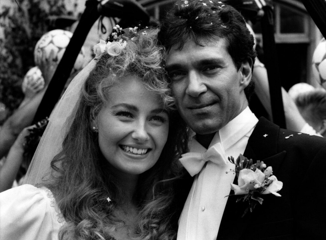 Bröllopslycka för Yvonne Ryding och Kjell Bergqvist 1988. Yvonne Ryding och Kjell Bergqvist.