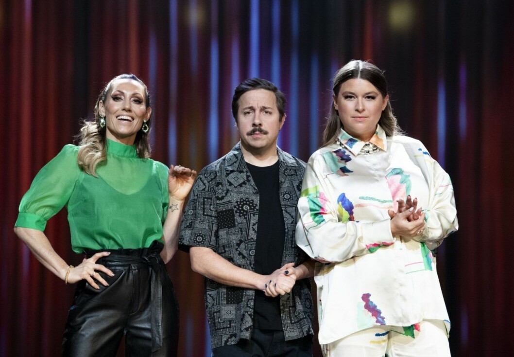 Fullt ös på Melodifestivalens scen med Lina Hedlund, David Sundin och Linnea Henriksson. Fullt ös på Melodifestivalens scen med Lina Hedlund, David Sundin och Linnea Henriksson.