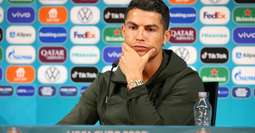 Cristiano Ronaldo är inget större fan av coca cola eller läsk överlag. Cristiano Ronaldo