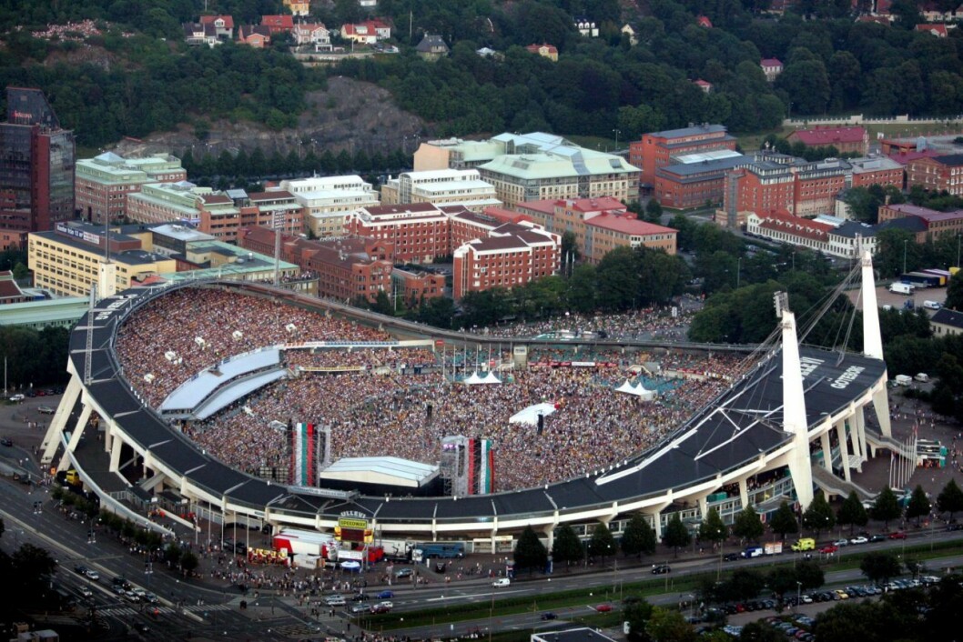 Flygbild från Gyllene Tiders konsert på Ullevi 2004. Gyllene Tiders avskedskonsert på Ullevi