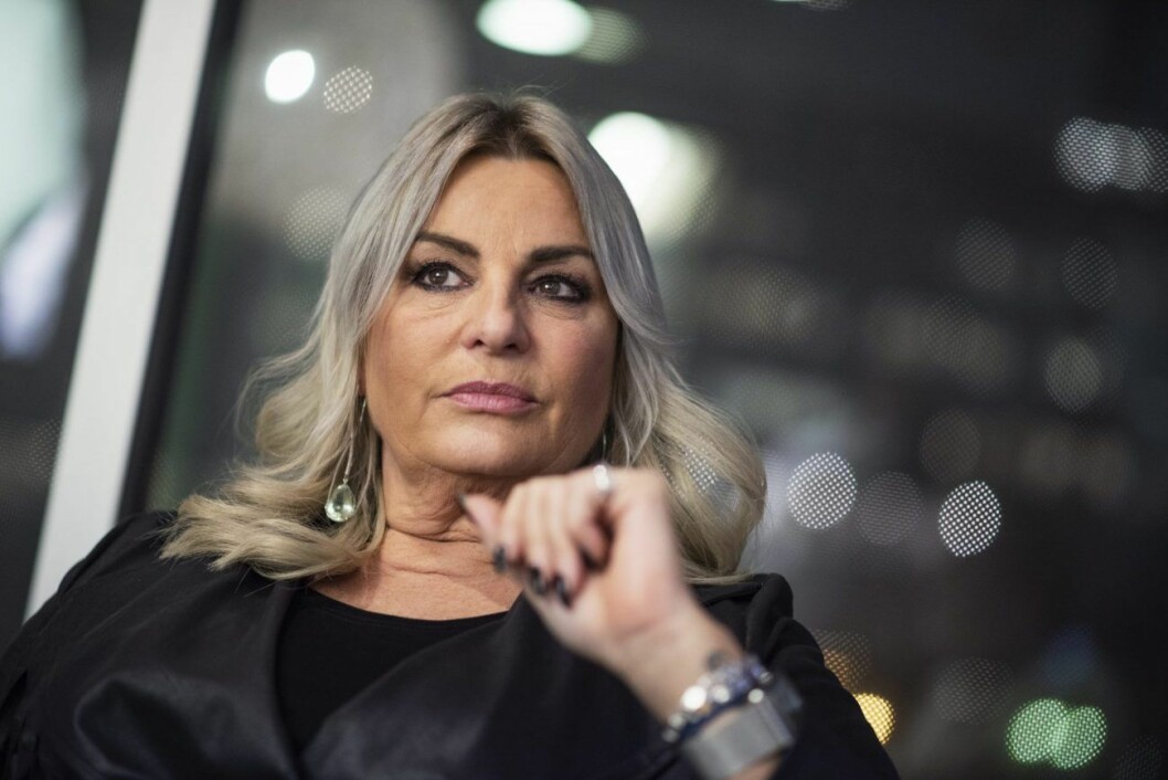FOTO: TT Helena Hysén i svart jacka